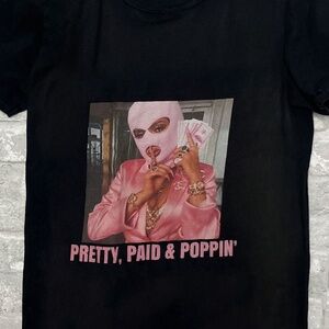 Denoa “Pretty, Paid & Poppin’” Graphic Tee – Black, Size Small